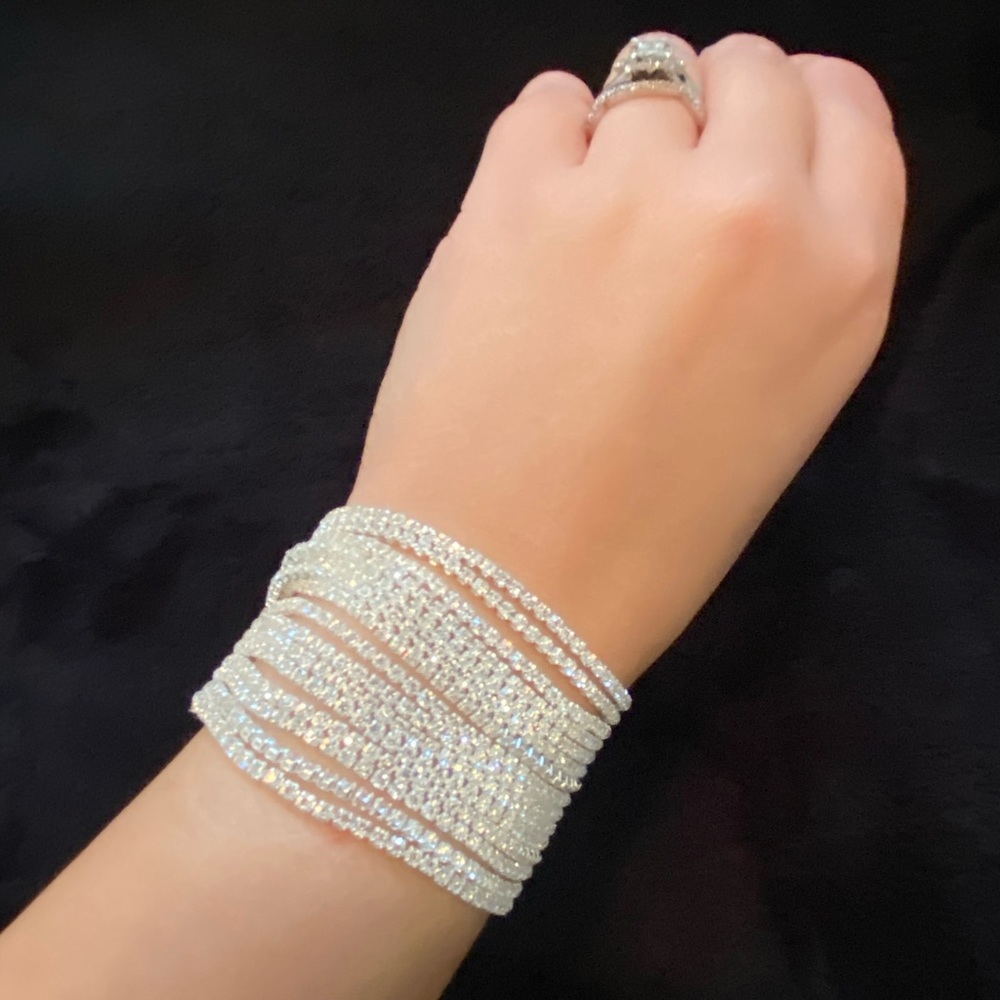 Dazzling Fashion Bracelet